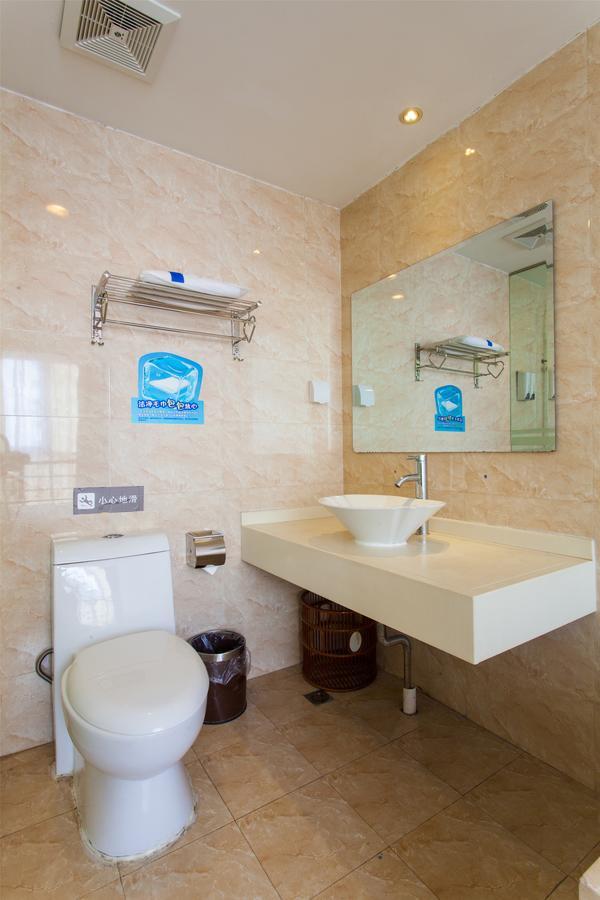 7Days Inn Shanghai Hong Mei South Road Branch Экстерьер фото